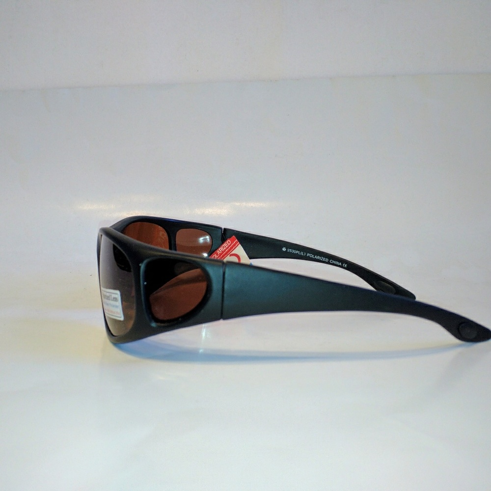 Fisherman wrap around w/side lens sunglasses - Picture 2 of 2